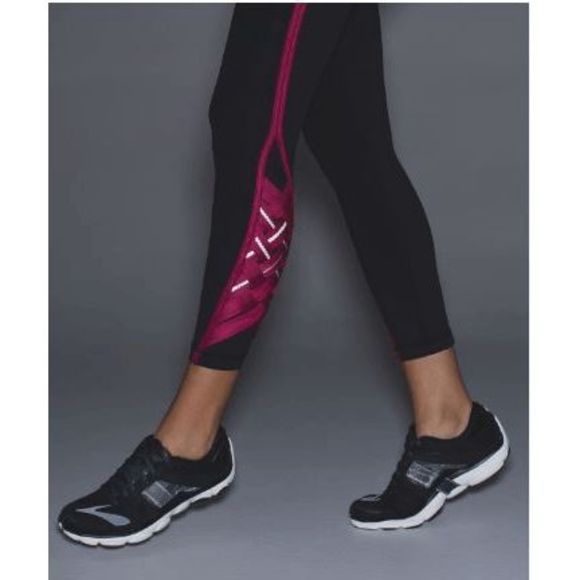 Lululemon Pace Tight *Weave *SE Size 8 EUC - Picture 6 of 11